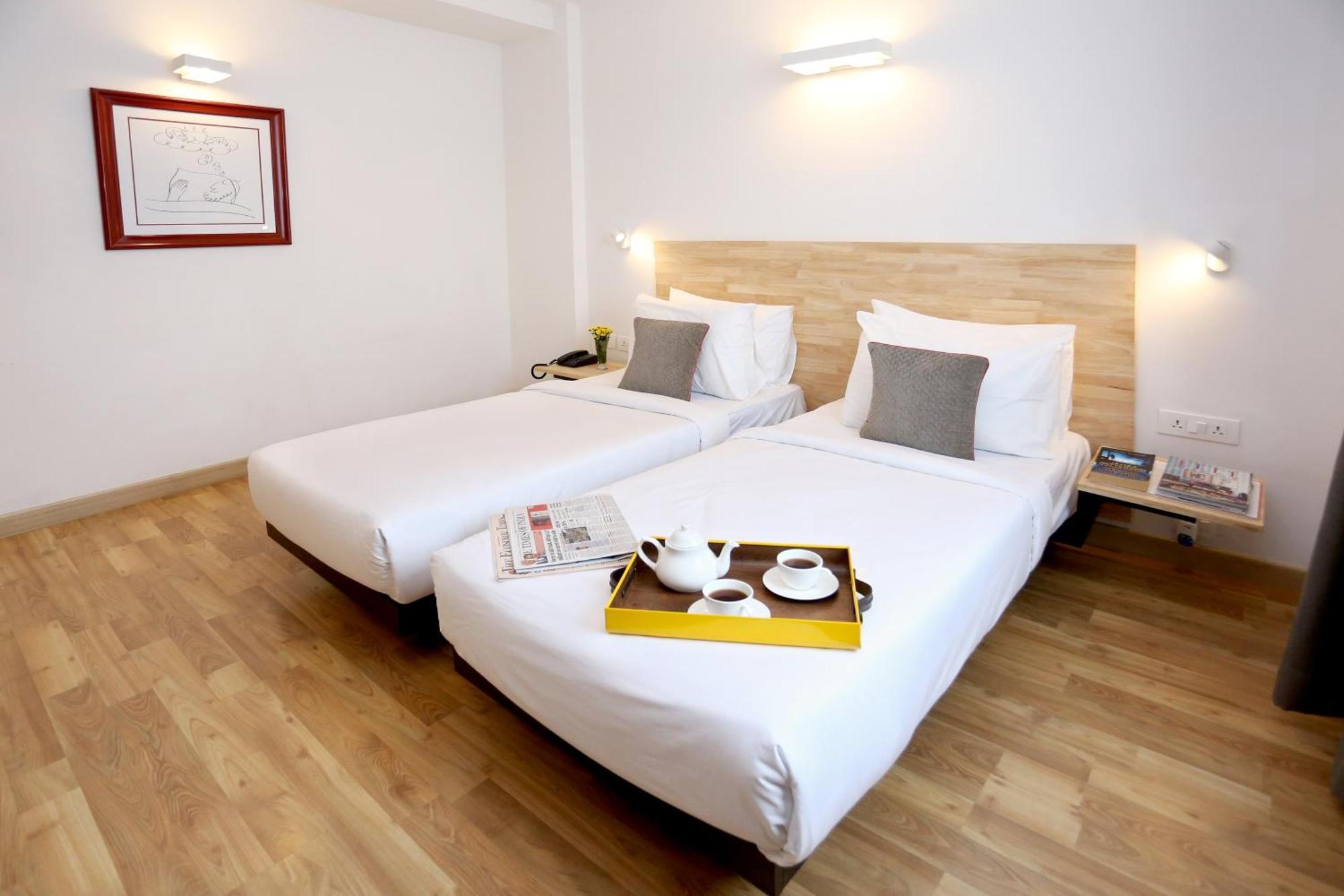 Oyo Townhouse 012 Kaushambi Metro Ghaziabad Ξενοδοχείο Εξωτερικό φωτογραφία
