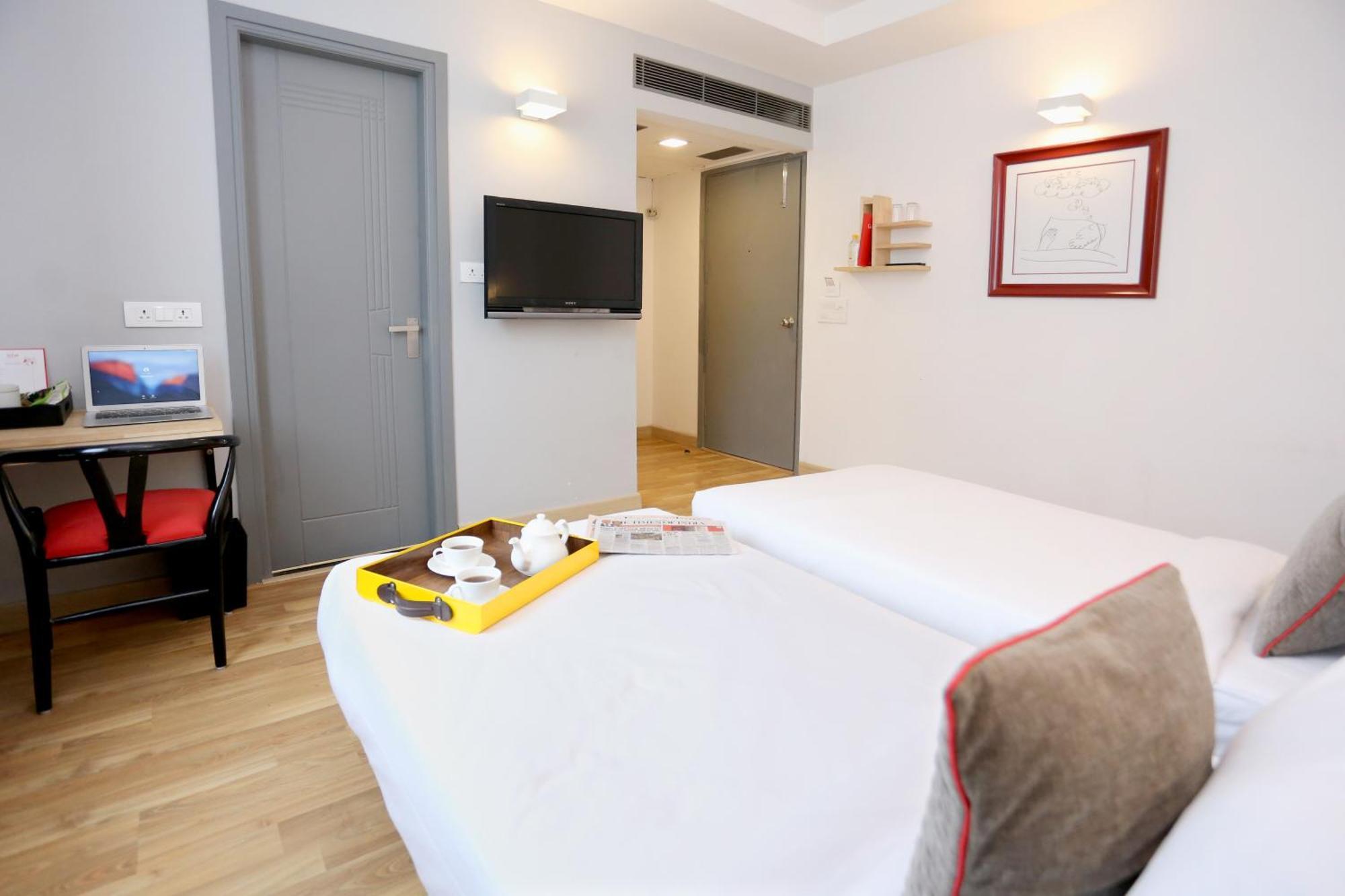 Oyo Townhouse 012 Kaushambi Metro Ghaziabad Ξενοδοχείο Εξωτερικό φωτογραφία